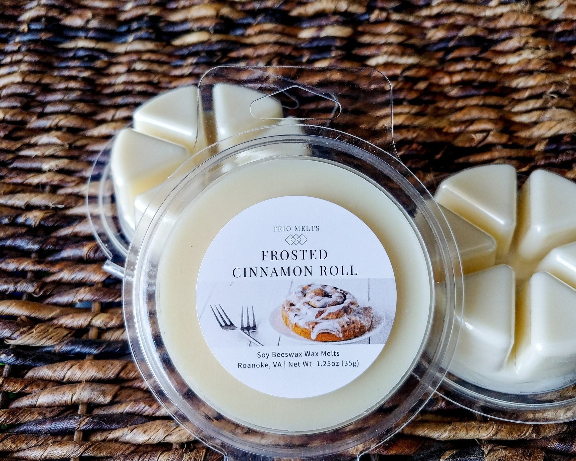Frosted Cinnamon Roll - Trio Melts